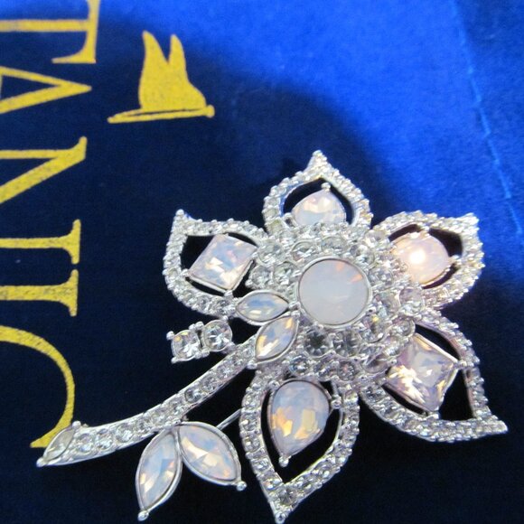 JTV Titanic Jewelry Collection Faux Opal & Faux Diamond Floral Pin - Gorgeous!! - Picture 11 of 16